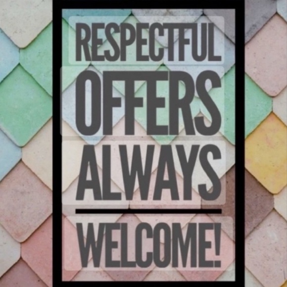 Meet your Posher, Anissa - Picture 2 of 5